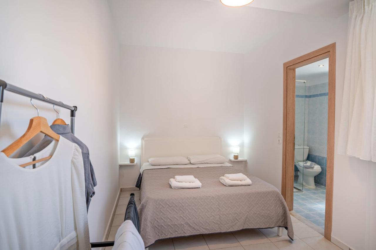 Azure Seaside Apts Magnisía Exterior foto