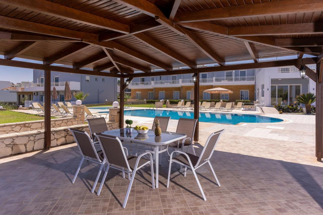 Azure Seaside Apts Magnisía Exterior foto