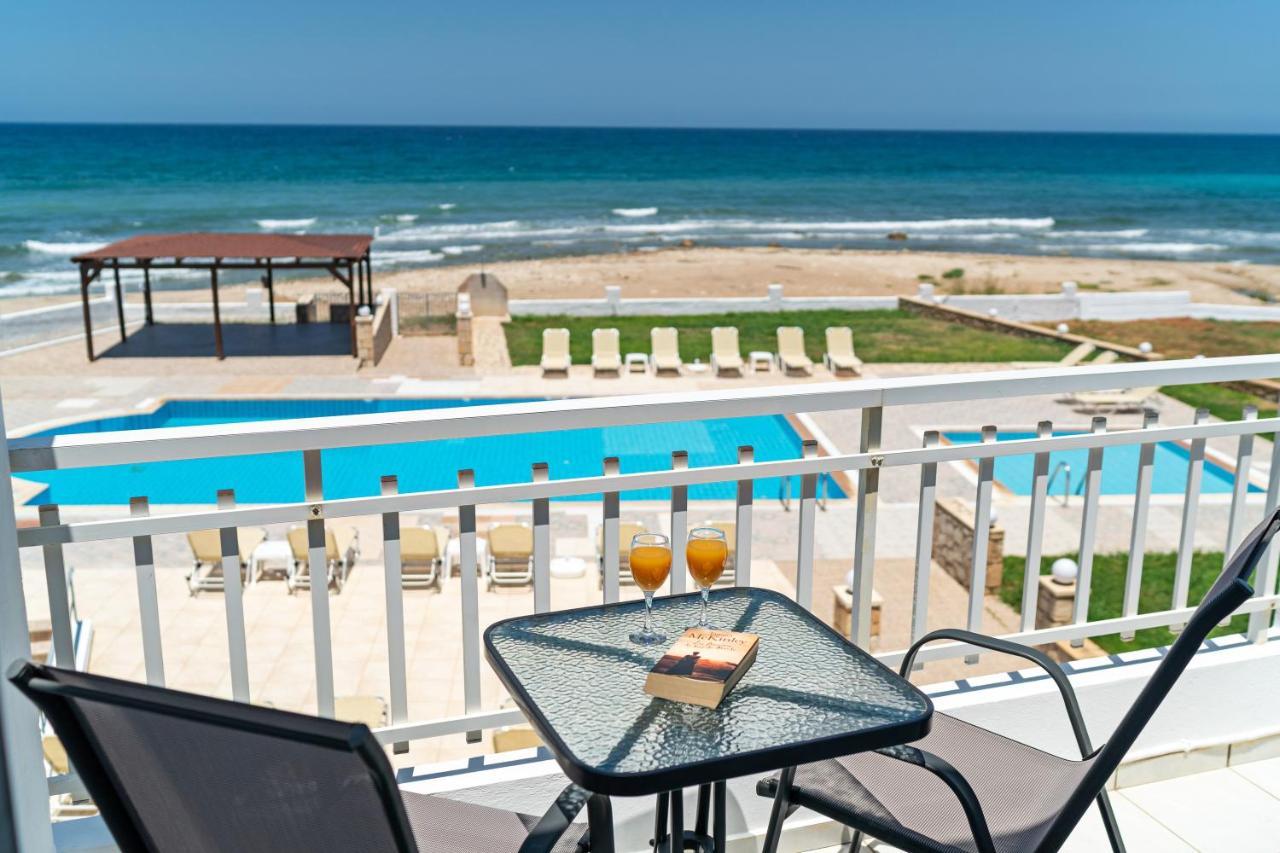 Azure Seaside Apts Magnisía Exterior foto