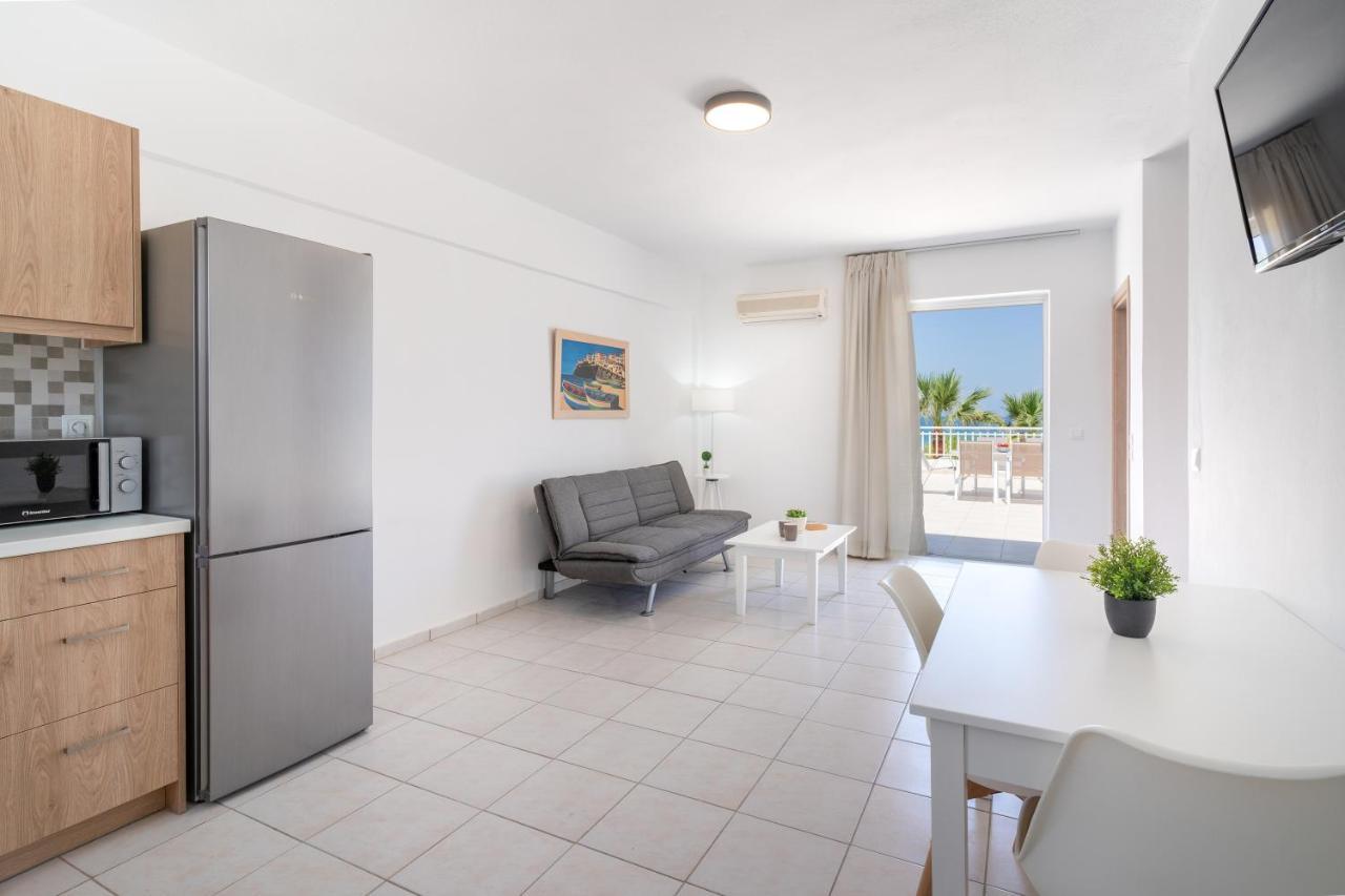 Azure Seaside Apts Magnisía Exterior foto